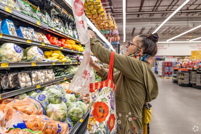 Time to grab some produce at the Grocery Outlet in Midland WA.