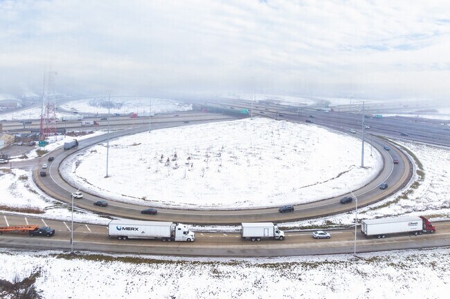 The Hoover Park neighborhood is conveniently located near the interstate.