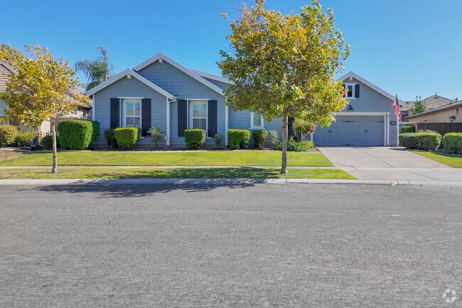 There are charming modern traditional homes in Plumas Lake’s welcoming community.
