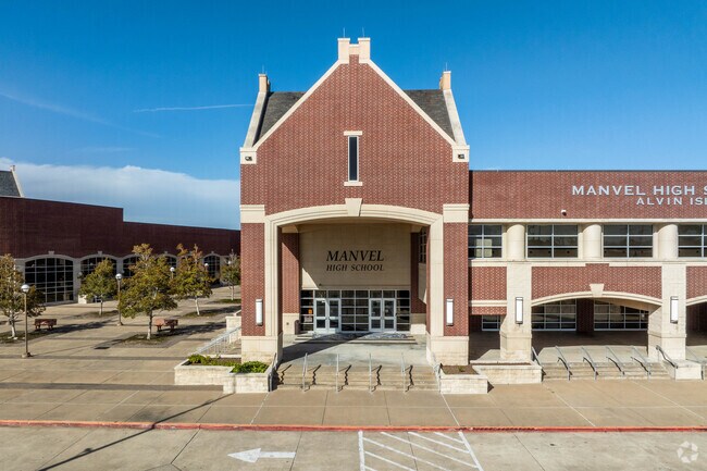 Manvel High School earns an A- rating from niche.com.