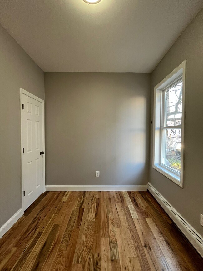 151 Armstrong Ave unit 2, Jersey City, NJ 07305 - photo 6