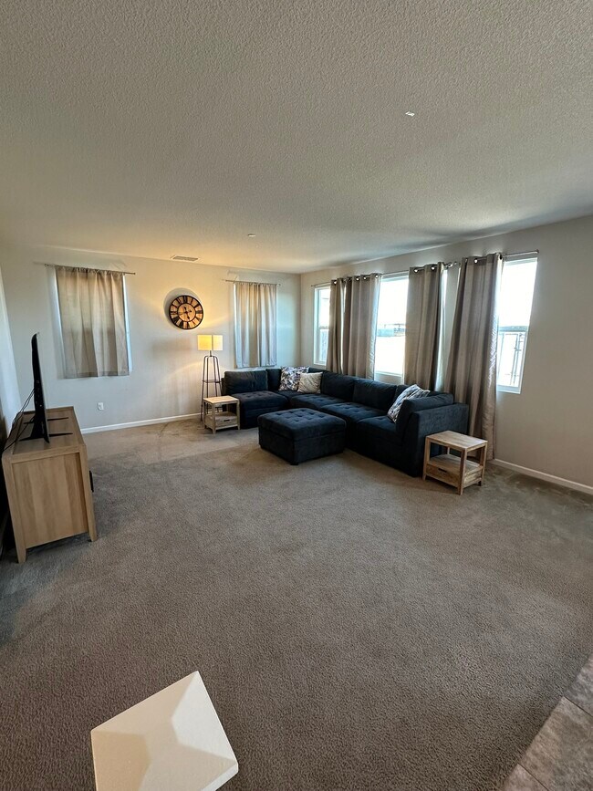 814 Bogdanich Pkwy, Patterson, CA 95363 - photo 6