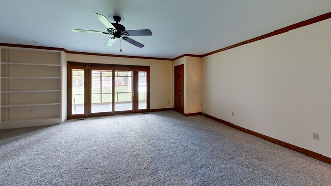 29 W 7th St, New Castle, DE 19720 - photo 2