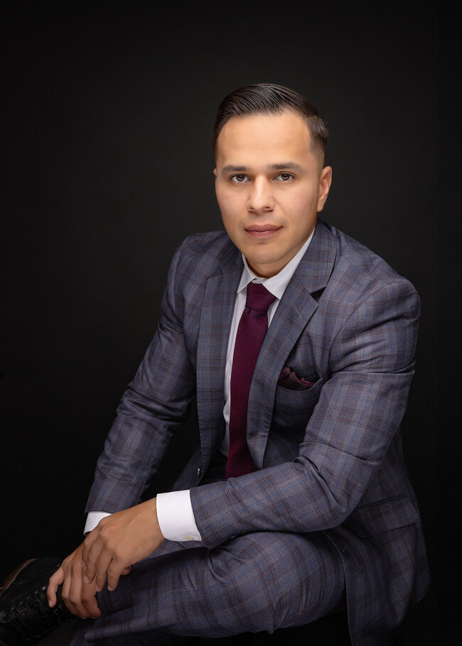 Agent Photo