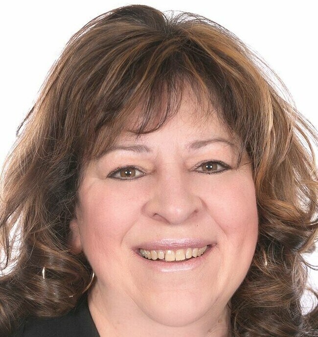 Cynthia Grabb