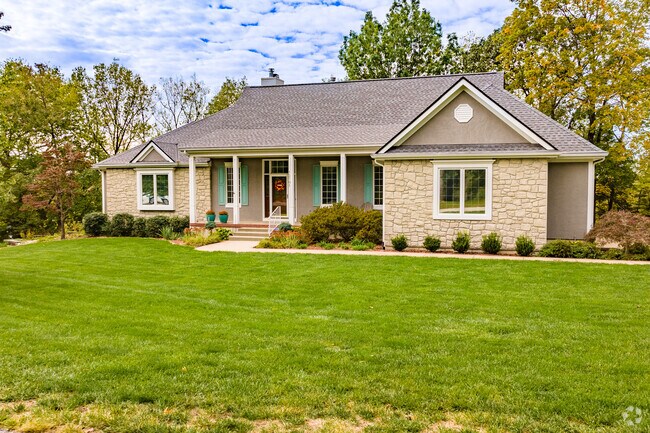 Ranch-style homes line the peaceful streets of Unity Village.