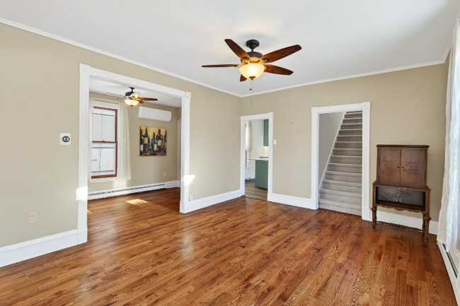 2633 Colfax Ave S, Minneapolis, MN 55408 - photo 4