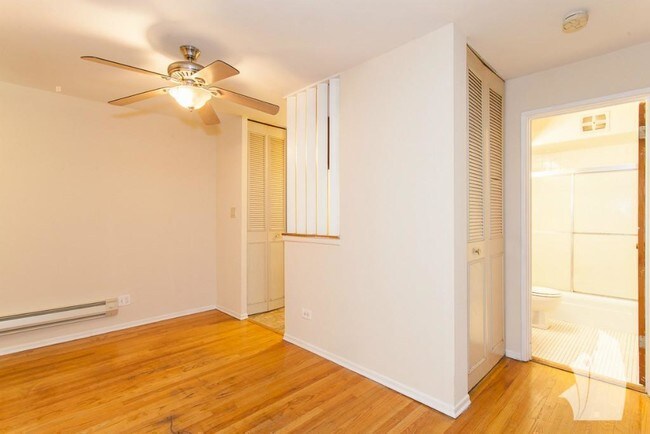 660 W Wrightwood Ave unit 304, Chicago, IL 60614 - photo 5