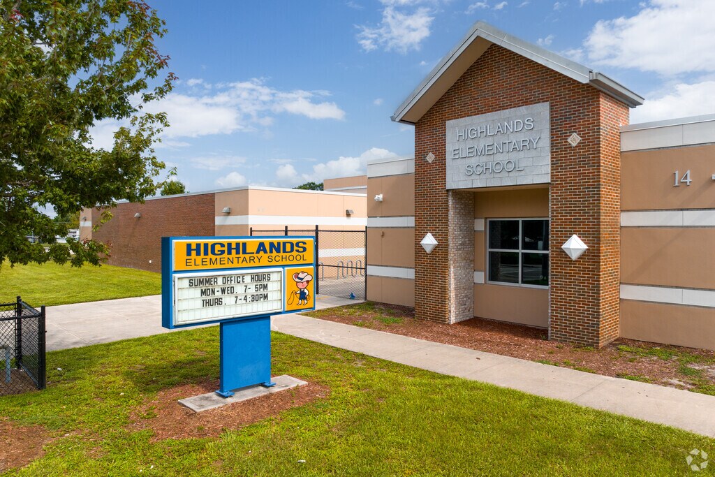 Highlands Elementary School in North Kissimmee