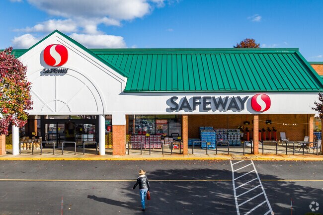 Most Braddock Heights locals choose Safeway to keep their household stocked.