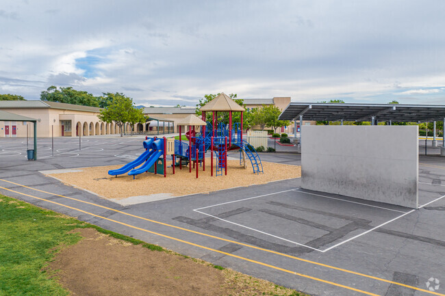 Veterans Elementary School, a hub of creativity and academic achievement.