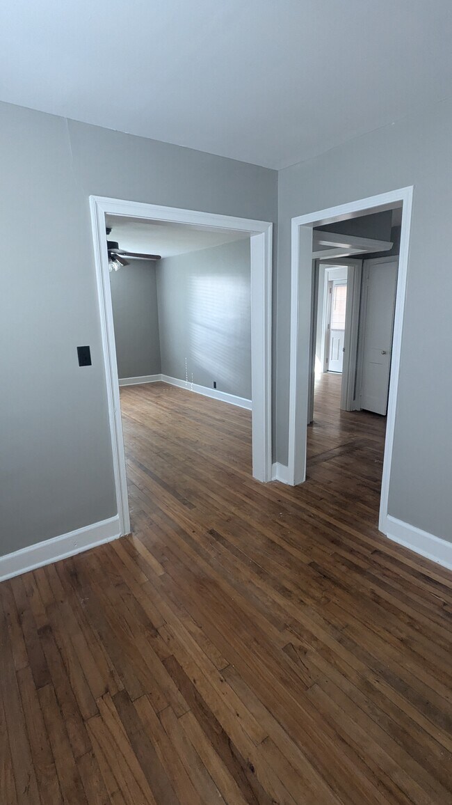 613 Vantrease Rd unit Vantrease A, Madison, TN 37115 - photo 4