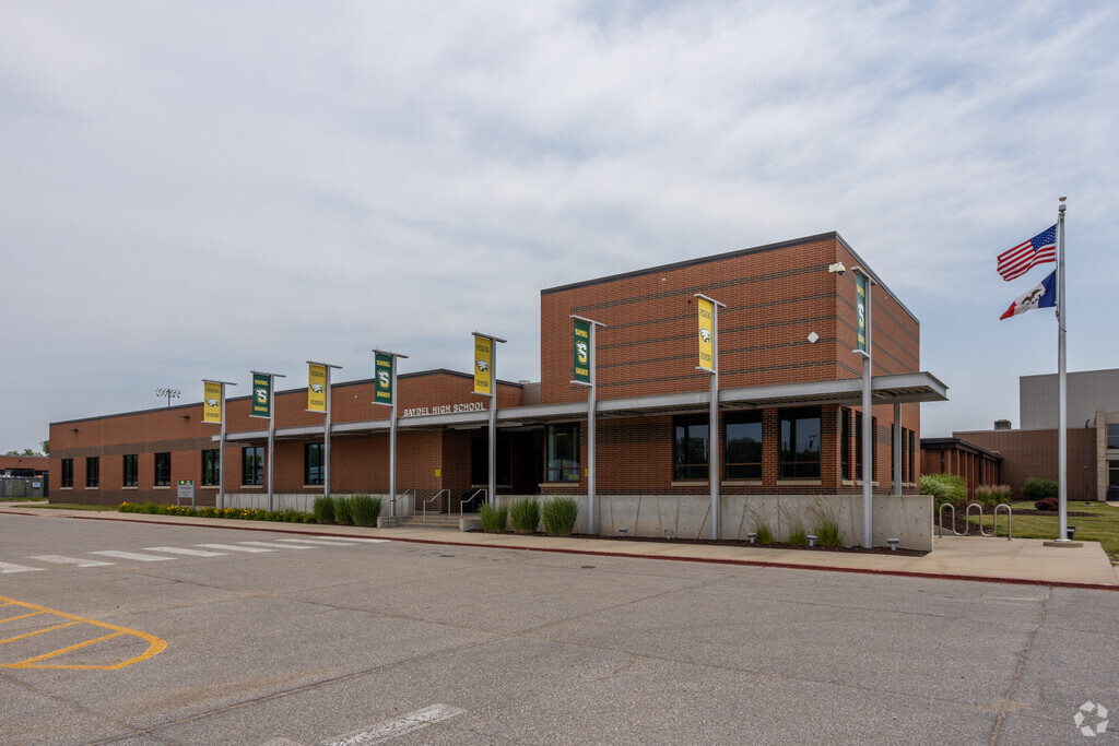 Saydel High School is located in the Marquisville of Des Moines, IA.