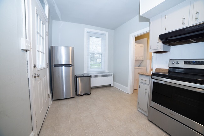 876 Main St unit 876 Main St., Harleysville, PA 19438 - photo 4