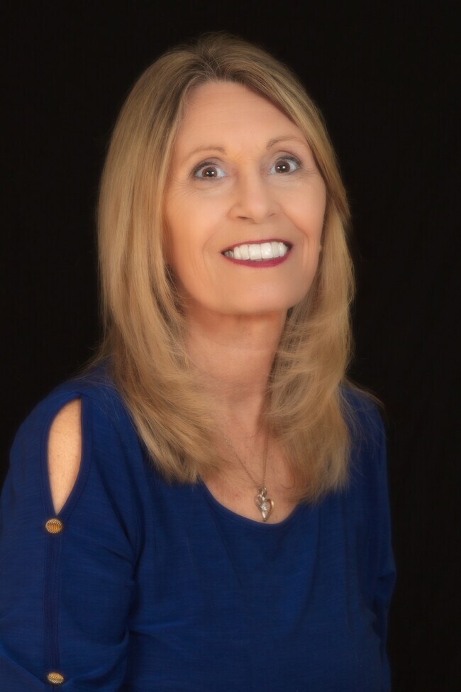 Connie Lewis