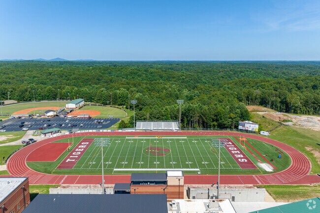 As a member of GHSA Region 7-AAA, Dawson County High offers 30 athletic teams.