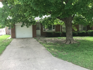 2020 Fletcher St, Urbana, IL 61801
