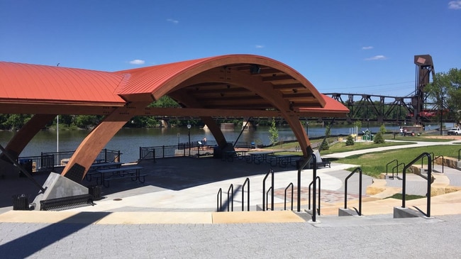 2112 Spring St unit 3, Hastings, MN 55033 - photo 7