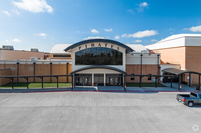 Putnam City High School near Roberts-Crest offers diverse programs and extracurriculars.