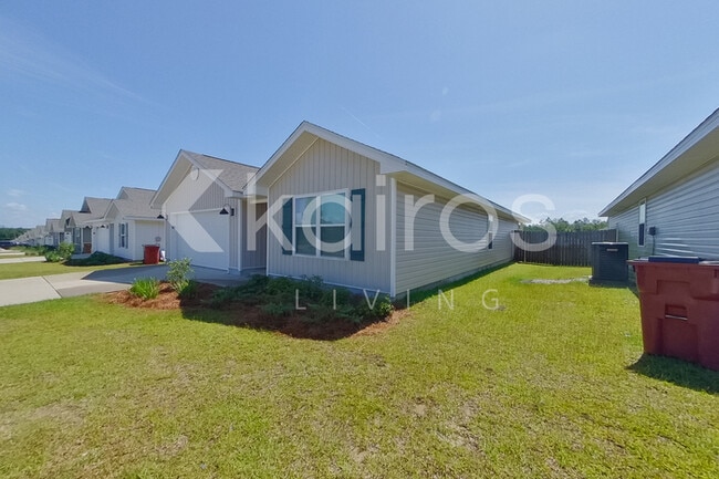 4671 Malay Cir, Milton, FL 32571 - photo 3