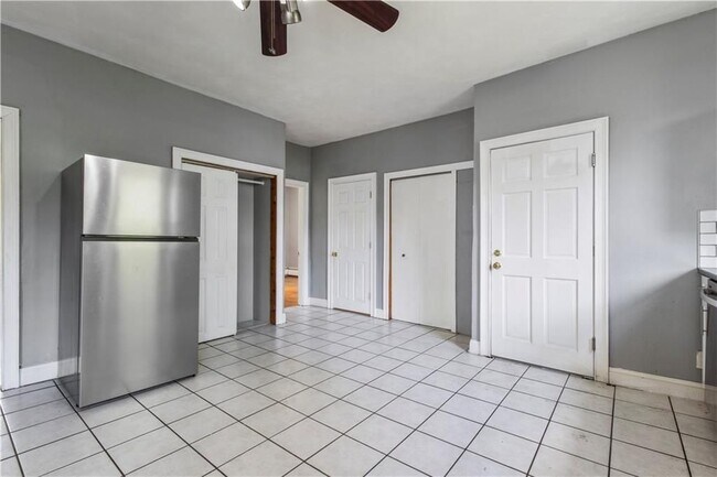 11 Roosevelt St, North Providence, RI 02904 - photo 3