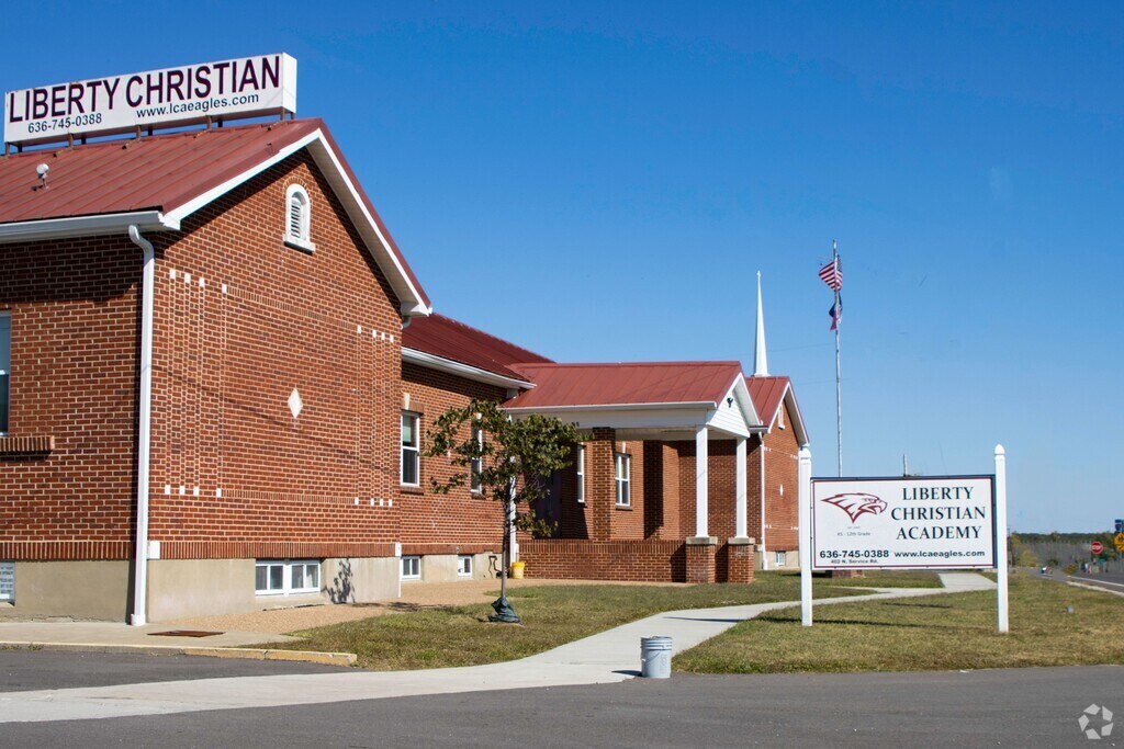 Liberty Christian Academy serves students in the Warren County community.