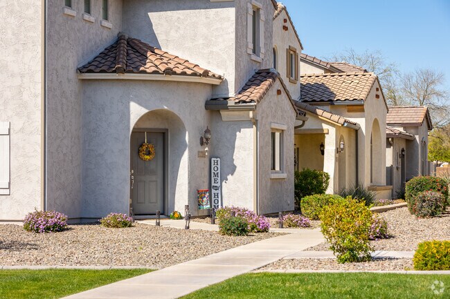 Feel right at home in the inviting and neighborly community of Stetson Valley.