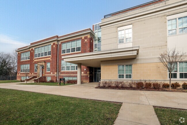 Chagrin Falls Intermediate Elementary School, Chagrin Falls
