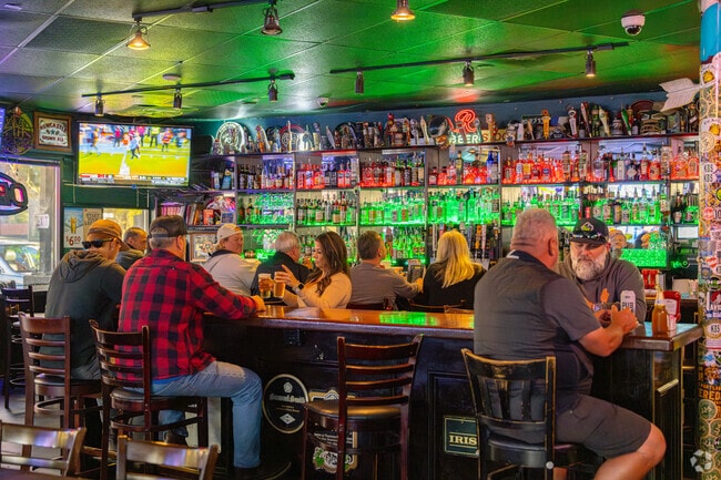 King City locals enjoy great company and classic Irish dishes at JB O'Briens Irish Pub.