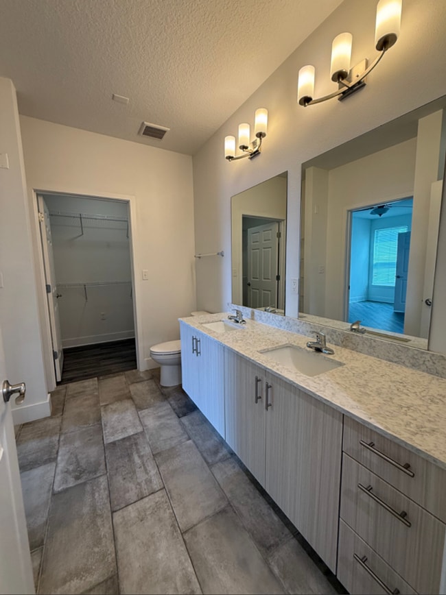 Bold Lofts Apartments & Private Office Rentals, Sarasota, FL 34236 - photo 6