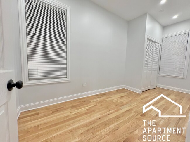 1846 W 18th St unit 3R, Chicago, IL 60608 - photo 4