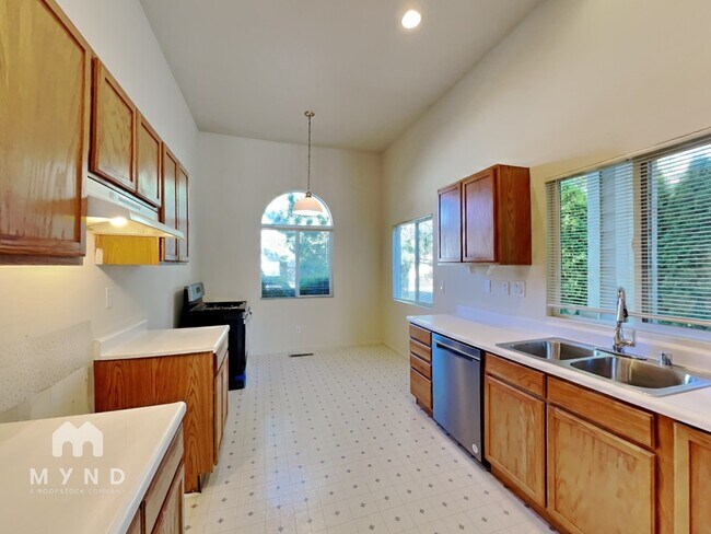 5518 Spandrell Cir, Sparks, NV 89436 - photo 6