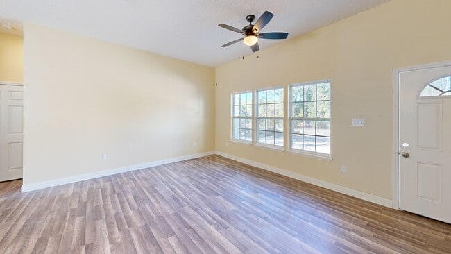 7157 Wesleyan Rd, Keystone Heights, FL 32656 - photo 3