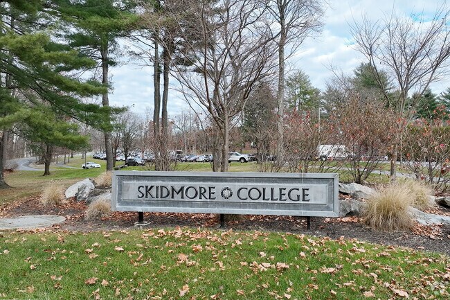 Skidmore College a liberal arts school founded in 1903 serving the Saratoga area and more.