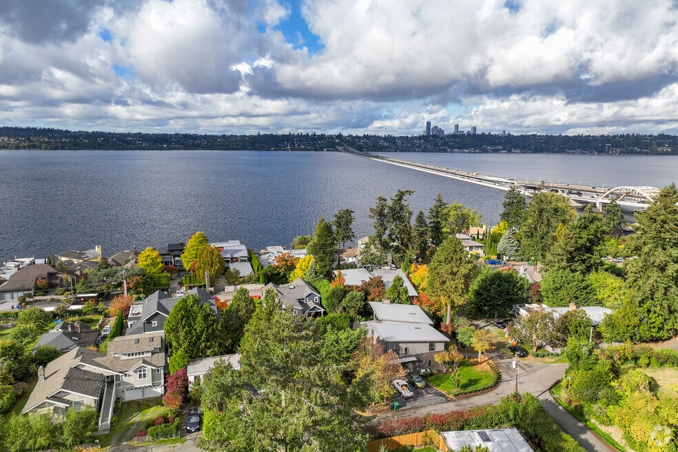 NH_EastSeattle_560071_P2_V1_AS_120424