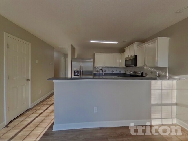 9245 Simonton Dr, Charlotte, NC 28269 - photo 7