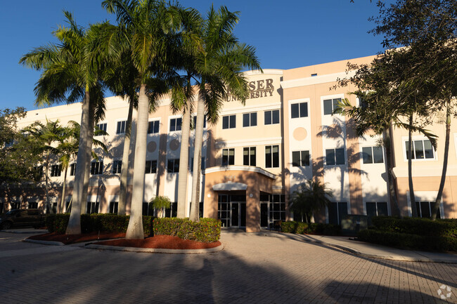 Keiser university students benefit from hands-on practical learning.