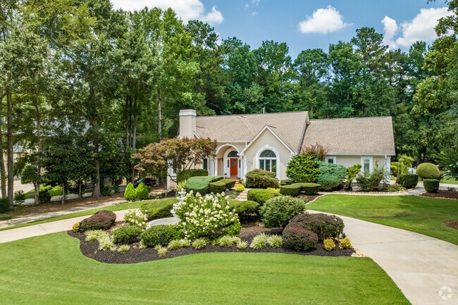 There are also very nice homes not directly on the lake in the Lake Spivey neighborhood.