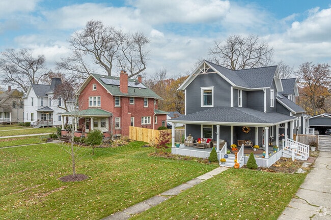Grand Ledge's more spacious houses can be found on the west side of the Grand River.