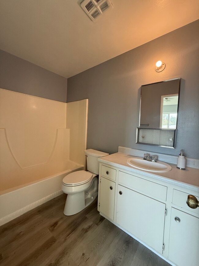 12498 3rd St unit 12498 3rd Street Yuc, Yucaipa, CA 92399 - photo 5