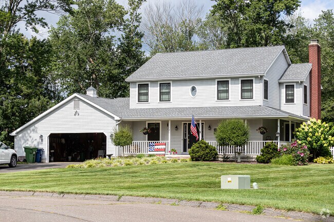 Newer Homes in North Granby will typically feature large yards and multi-car garages.