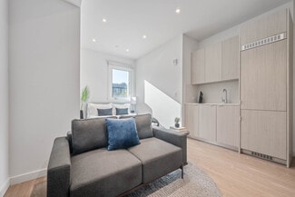 8820 Belford Ave Unit 2162, Los Angeles, CA 90045