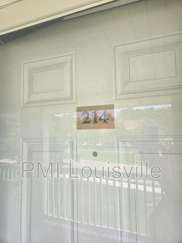 9303 Stonestreet Rd Unit 214, Louisville, KY 40272