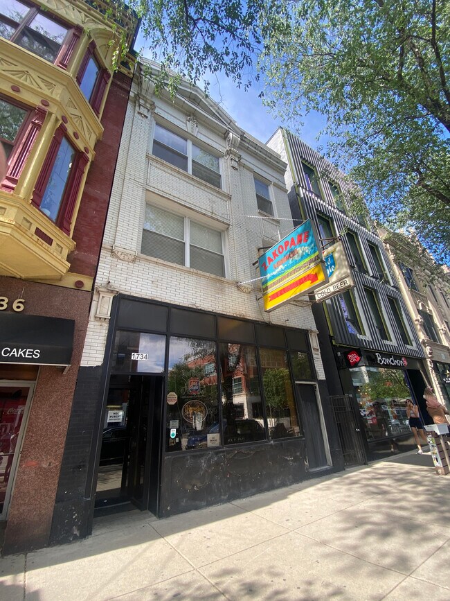 1734 W Division St Unit 3F, Chicago, IL 60622