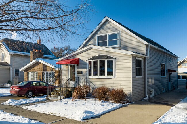 Homes in Bedford Park come in multiple shapes and sizes.