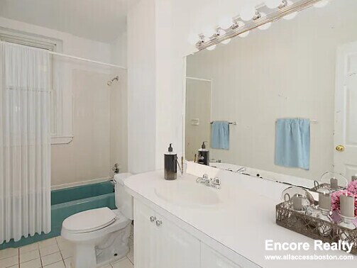 1539 Beacon St unit 21, Brookline, MA 02446 - photo 4