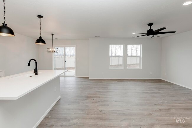 4274 E Kalinga St, Meridian, ID 83642 - photo 5