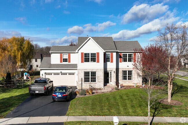 Lovely two-story homes make up many of the neighborhoods in Whitehouse in West Lucas County.