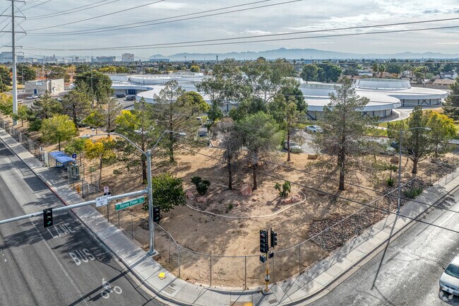 Kenny C Guinn Middle School 6