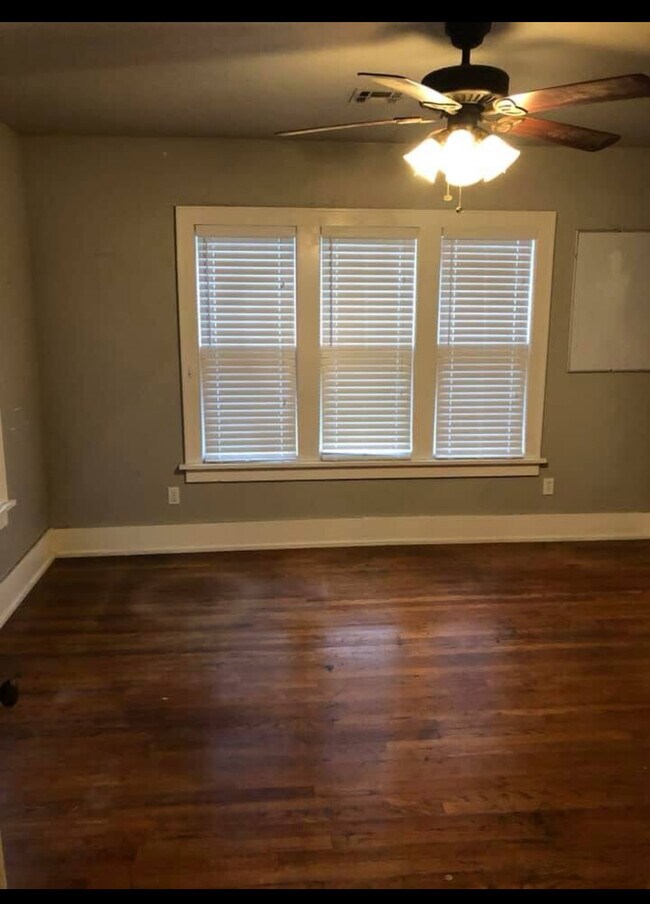 213 S 17th St, Guthrie, OK 73044 - photo 4